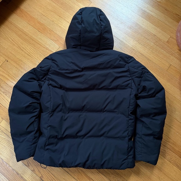 UNIQLO Seamless Down Parka - Picture 3 of 5